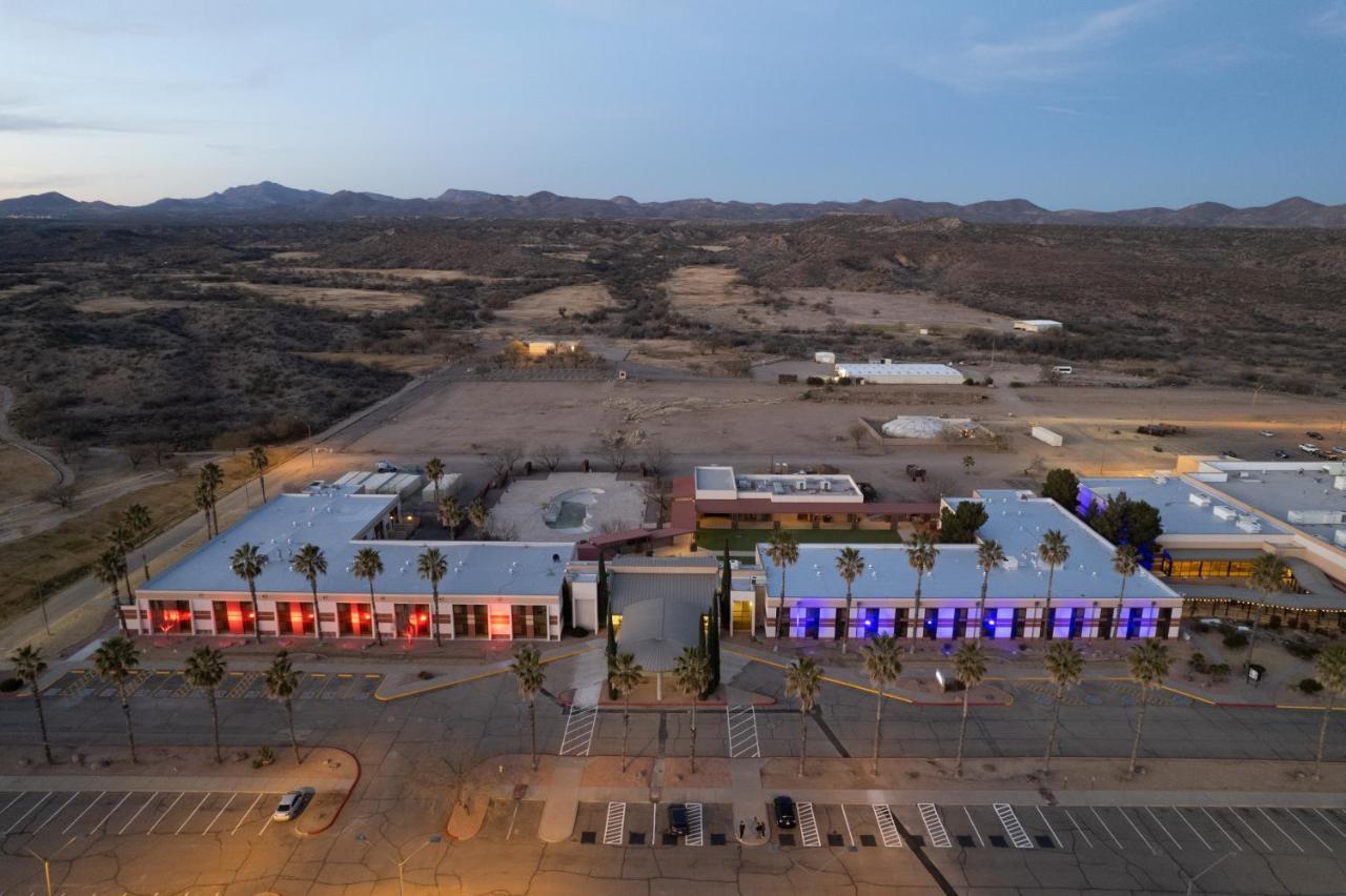 Apache Gold Resort Hotel & Casino โกลบ ภายนอก รูปภาพ
